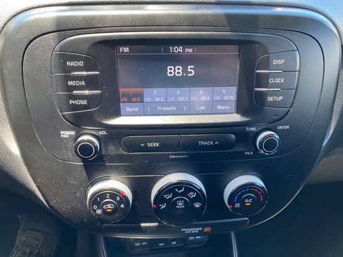 Used 2017 Kia Soul w/ Convenience Package FWD image 34