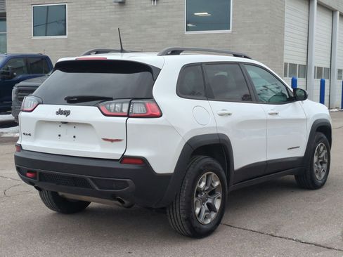 Used 2020 Jeep Cherokee Trailhawk image 17