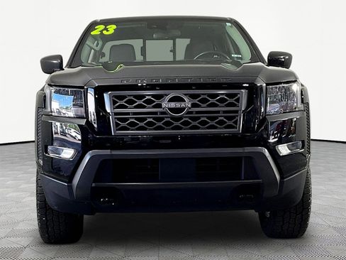 Used 2023 Nissan Frontier SV w/ SV Convenience Package AWD/4WD image 2