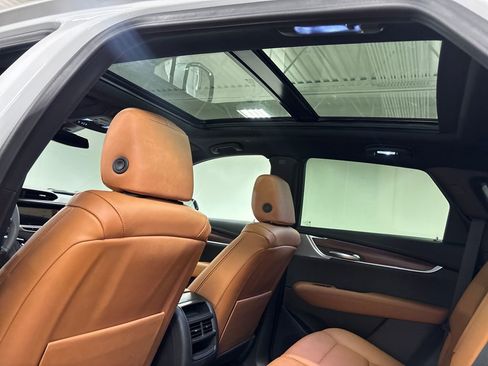 New 2025 Cadillac XT5 Premium Luxury w/ LPO, Floor Liner Package image 23