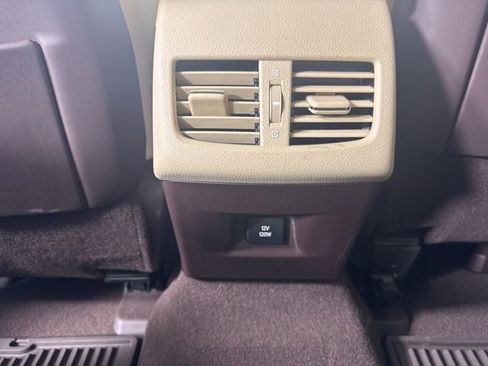 Used 2017 Lexus ES 350 w/ Navigation System Package image 13