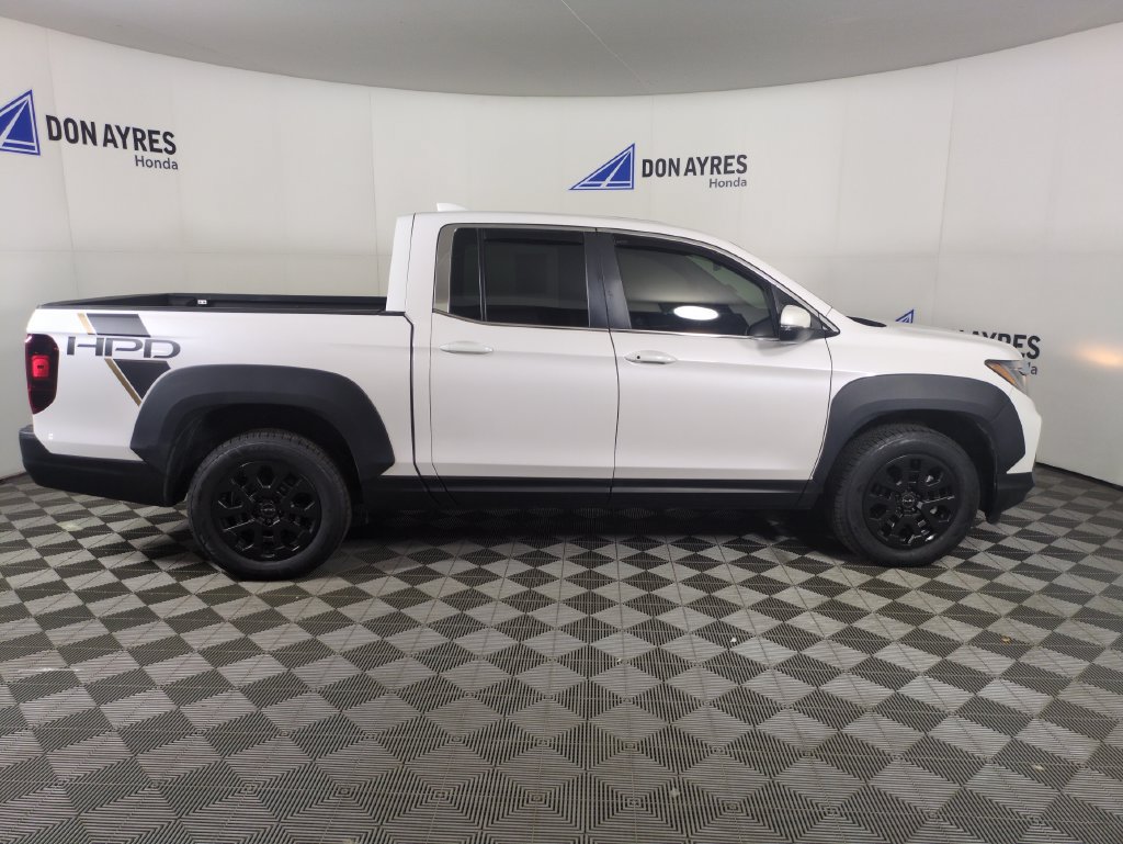 Certified 2023 Honda Ridgeline RTL image 11
