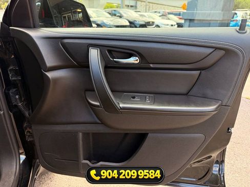Used 2017 Chevrolet Traverse LT w/ Style and Technology Package FWD image 36