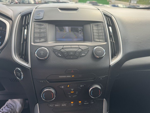 Used 2017 Ford Edge SEL w/ Class II Trailer Tow Package AWD/4WD image 15