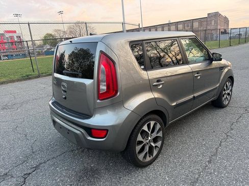Used 2012 Kia Soul ! FWD image 8
