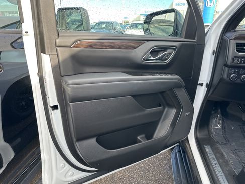 Used 2023 Chevrolet Tahoe LT image 14