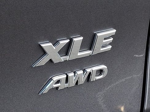 Certified 2025 Toyota RAV4 XLE AWD/4WD image 31