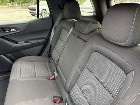 Used 2025 Chevrolet Equinox LT image 11