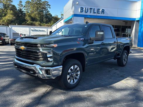 New 2026 Chevrolet Silverado 2500 LT image 1