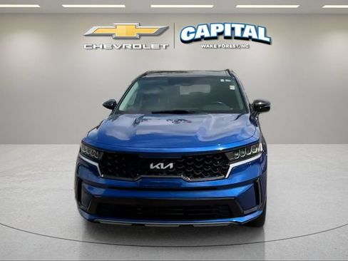 Used 2023 Kia Sorento S w/ Panoramic Sunroof Package FWD image 8