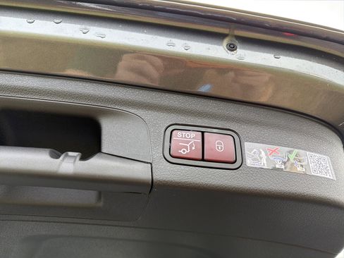 New 2026 Mercedes-Benz GLE 350 4MATIC image 31