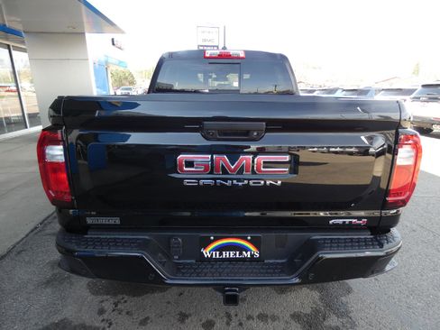 New 2026 GMC Canyon AT4 AWD/4WD image 4