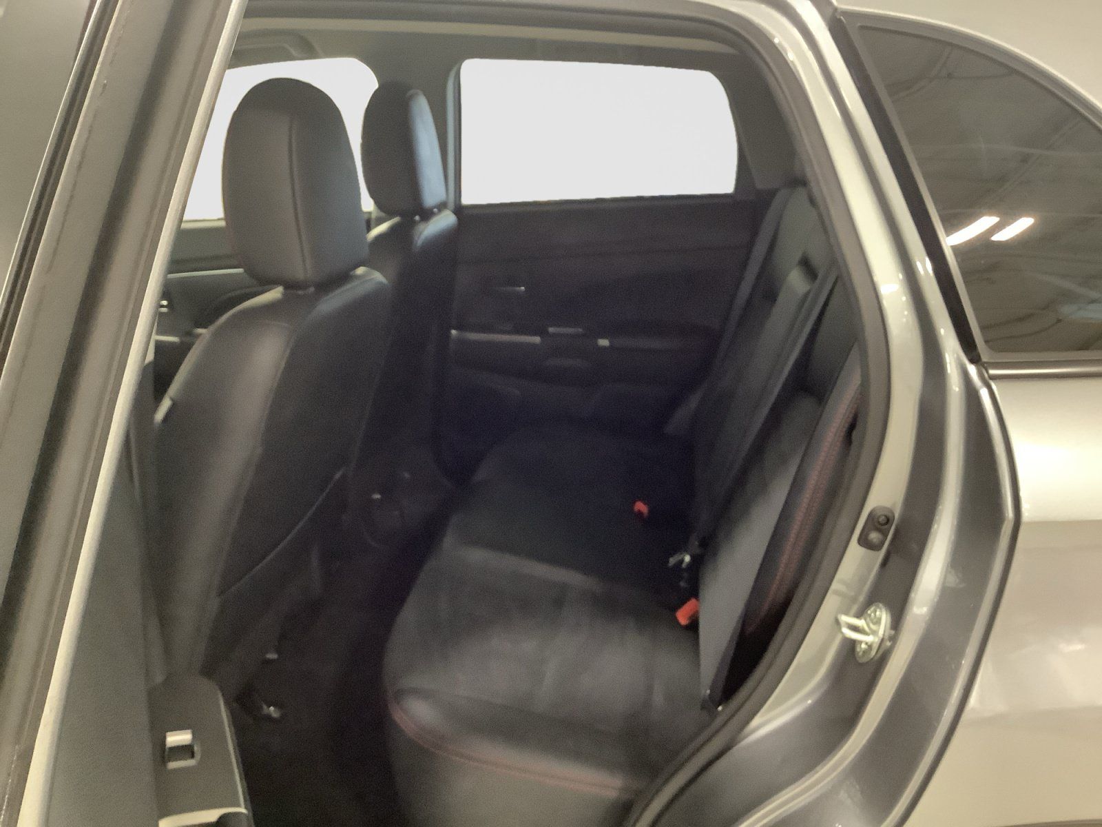 Used 2024 Mitsubishi Outlander Sport SE AWD/4WD image 22
