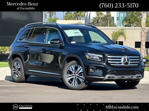 New 2026 Mercedes-Benz GLB 250 image 1