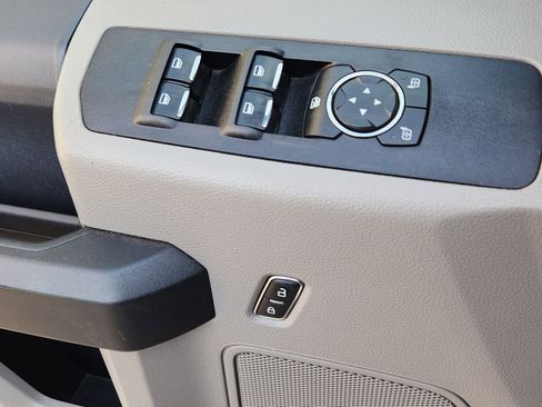 Used 2022 Ford F250 XL w/ Power Equipment Group image 29