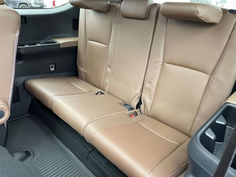 New 2026 Toyota Grand Highlander AWD Hybrid image 26