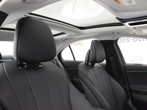 Used 2026 Mercedes-Benz E 350 4MATIC Sedan image 18