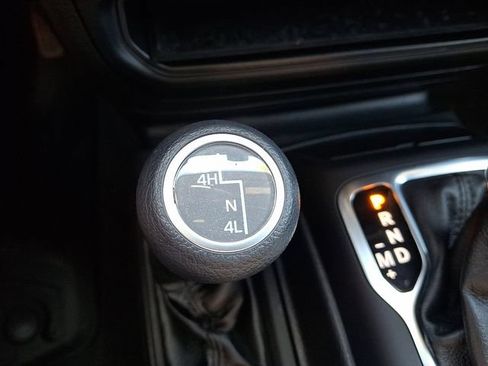 Used 2022 Jeep Wrangler Unlimited Sport AWD/4WD image 34