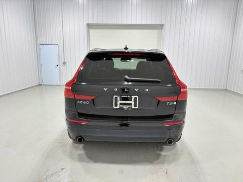 Used 2018 Volvo XC60 T5 Momentum w/ Vision Package AWD/4WD image 33