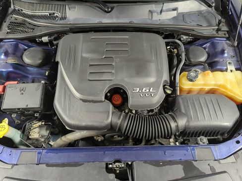 Used 2016 Dodge Challenger SXT Plus image 17