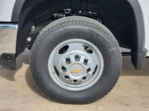 New 2026 Chevrolet Silverado 3500 W/T w/ WT Convenience Package image 17