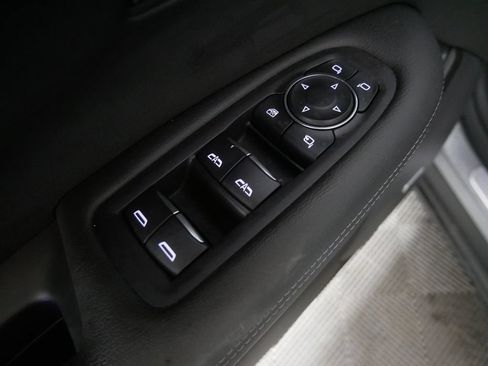 Used 2024 Cadillac XT6 Sport w/ Technology Package AWD/4WD image 16