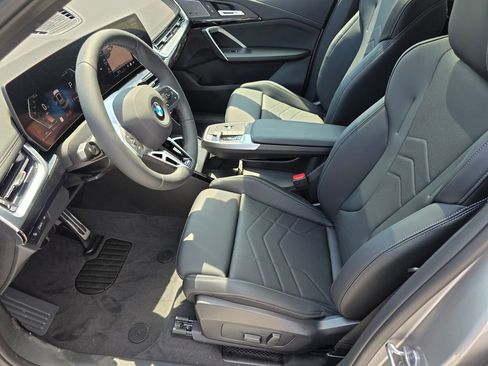 New 2026 BMW X1 xDrive28i w/ M Sport Package AWD/4WD image 7