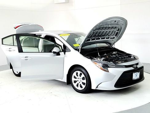 Certified 2023 Toyota Corolla LE FWD image 12