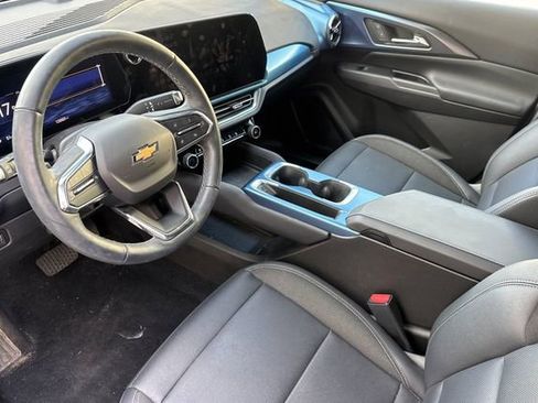 Certified 2024 Chevrolet Equinox EV LT image 10