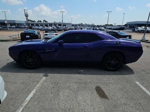 Used 2023 Dodge Challenger R/T w/ Blacktop Package RWD image 4