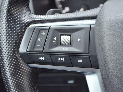 Used 2024 Mitsubishi Outlander SE image 20