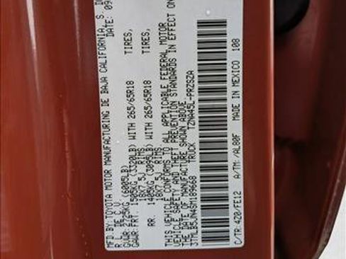 Certified 2025 Toyota Tacoma TRD Sport w/ TRD Sport Upgrade Package image 25