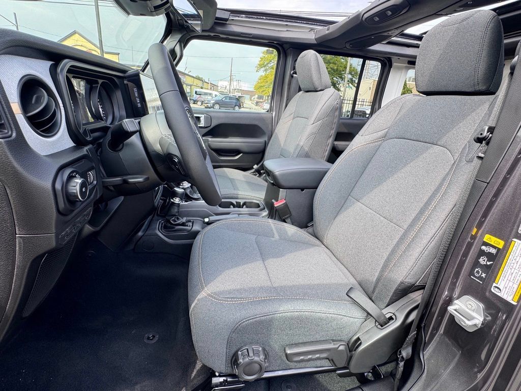 New 2026 Jeep Wrangler Unlimited Sport AWD/4WD image 15