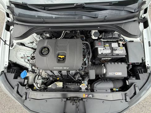 Used 2017 Hyundai Elantra Value Edition FWD image 65