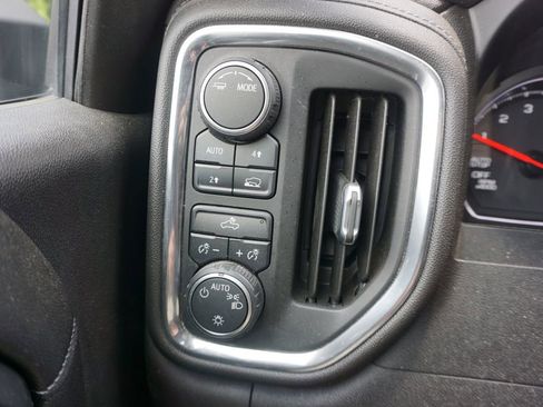 Used 2021 Chevrolet Silverado 1500 LT w/ Bed Protection Package AWD/4WD image 5
