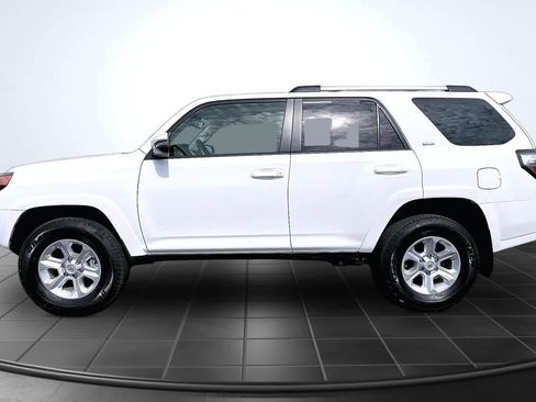 Used 2024 Toyota 4Runner SR5 Premium w/ Moonroof Package AWD/4WD image 3