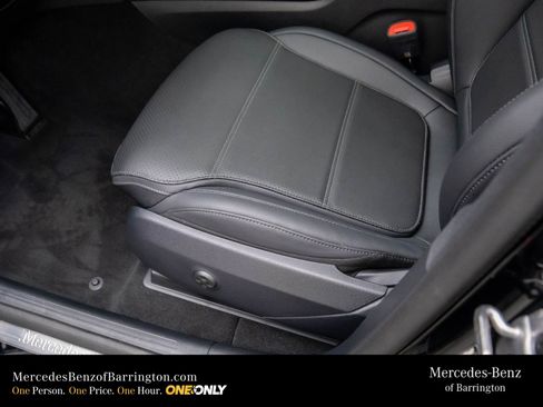 New 2026 Mercedes-Benz GLC 300 4MATIC image 17