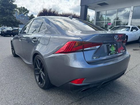 Used 2017 Lexus IS 200t F Sport w/ F Sport Package RWD image 13