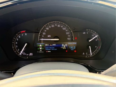 Used 2019 Cadillac XT5 Luxury AWD/4WD image 15