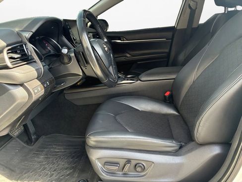 Used 2021 Toyota Camry XSE image 19