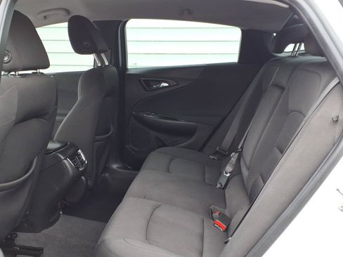 Used 2020 Chevrolet Malibu LT FWD image 9