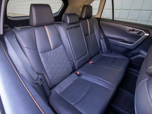 Used 2021 Toyota RAV4 Adventure AWD/4WD image 18