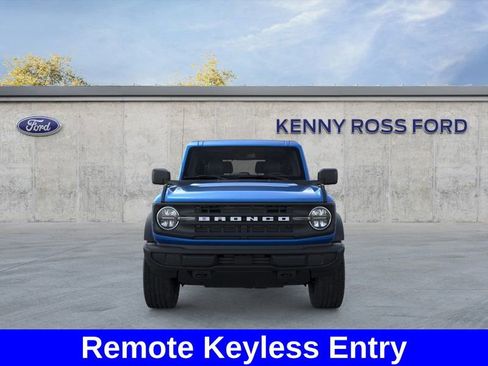 New 2025 Ford Bronco Base image 6