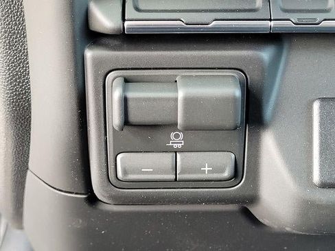 New 2026 GMC Sierra 2500 Pro AWD/4WD image 13