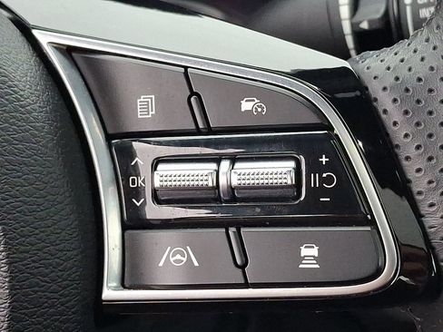Used 2023 Kia Forte GT-Line w/ GT-Line Premium Package FWD image 23