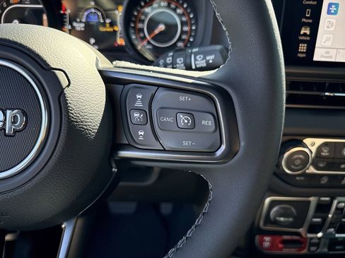 New 2026 Jeep Wrangler Unlimited Rubicon image 15