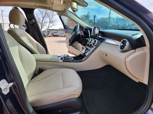 Used 2016 Mercedes-Benz C 300 4MATIC Sedan image 30
