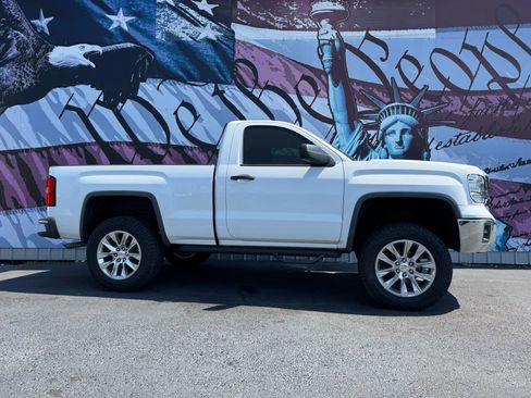 Used 2015 GMC Sierra 1500 2WD Regular Cab image 1