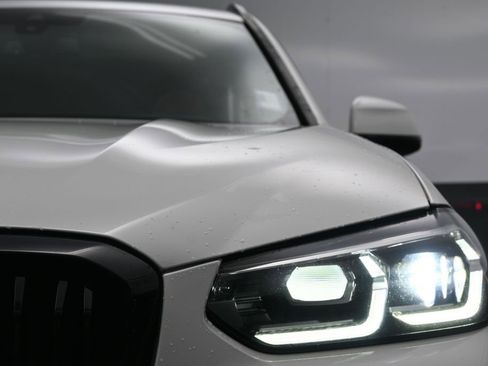 Used 2022 BMW X3 sDrive30i w/ M Sport Package 2 RWD image 11