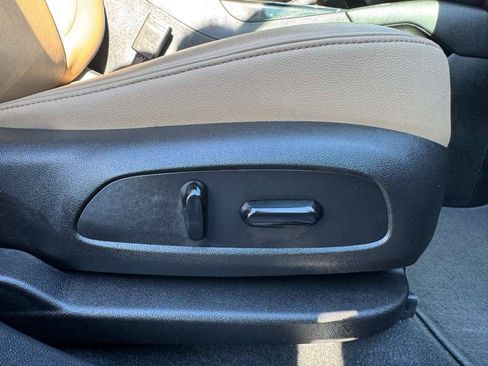 Used 2019 Chevrolet Blazer Premier w/ Driver Confidence II Package image 36